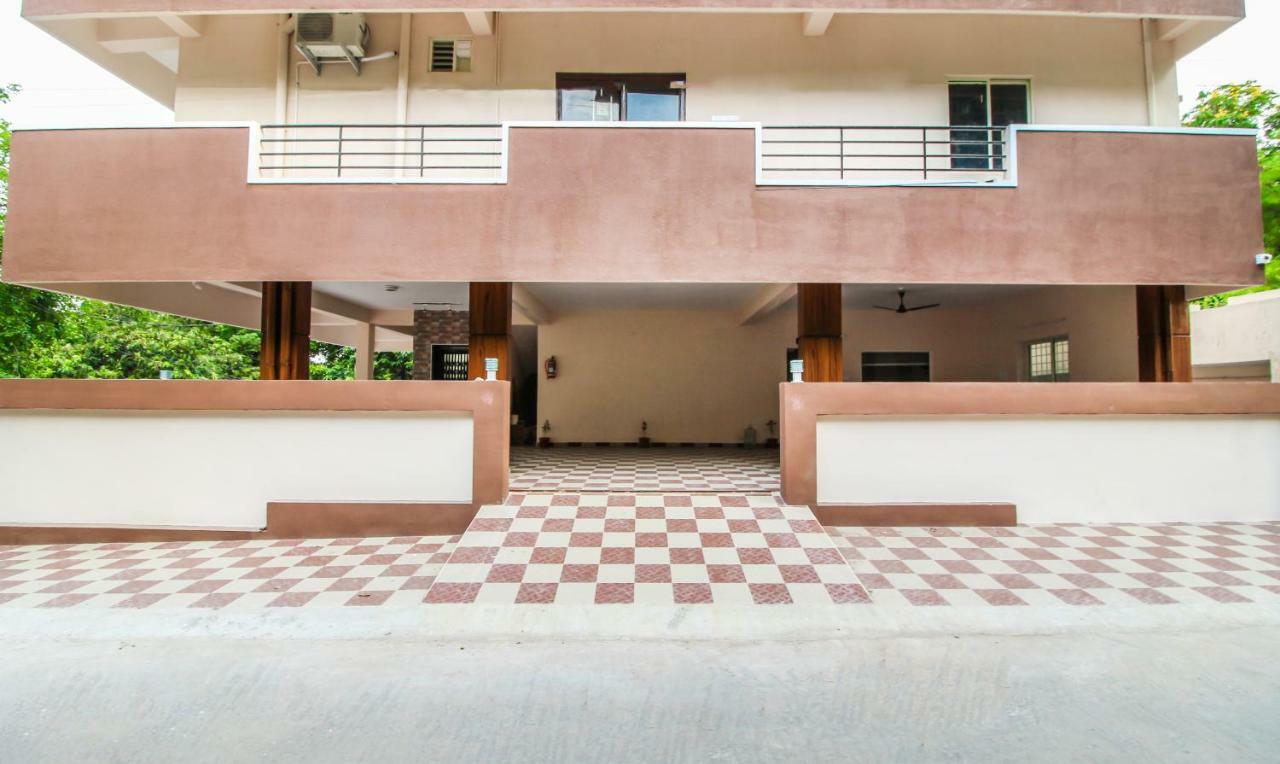 Itsy Hotels Riyas Grand Tirupati Ngoại thất bức ảnh