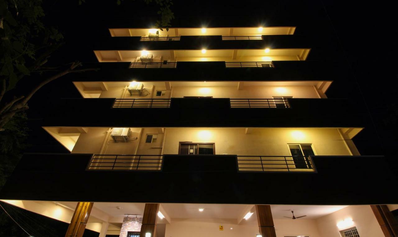 Itsy Hotels Riyas Grand Tirupati Ngoại thất bức ảnh